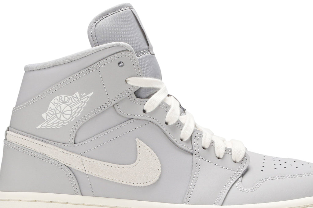 Retro 1 Mid Sneakers — Grey Light Bone — CD7240-002