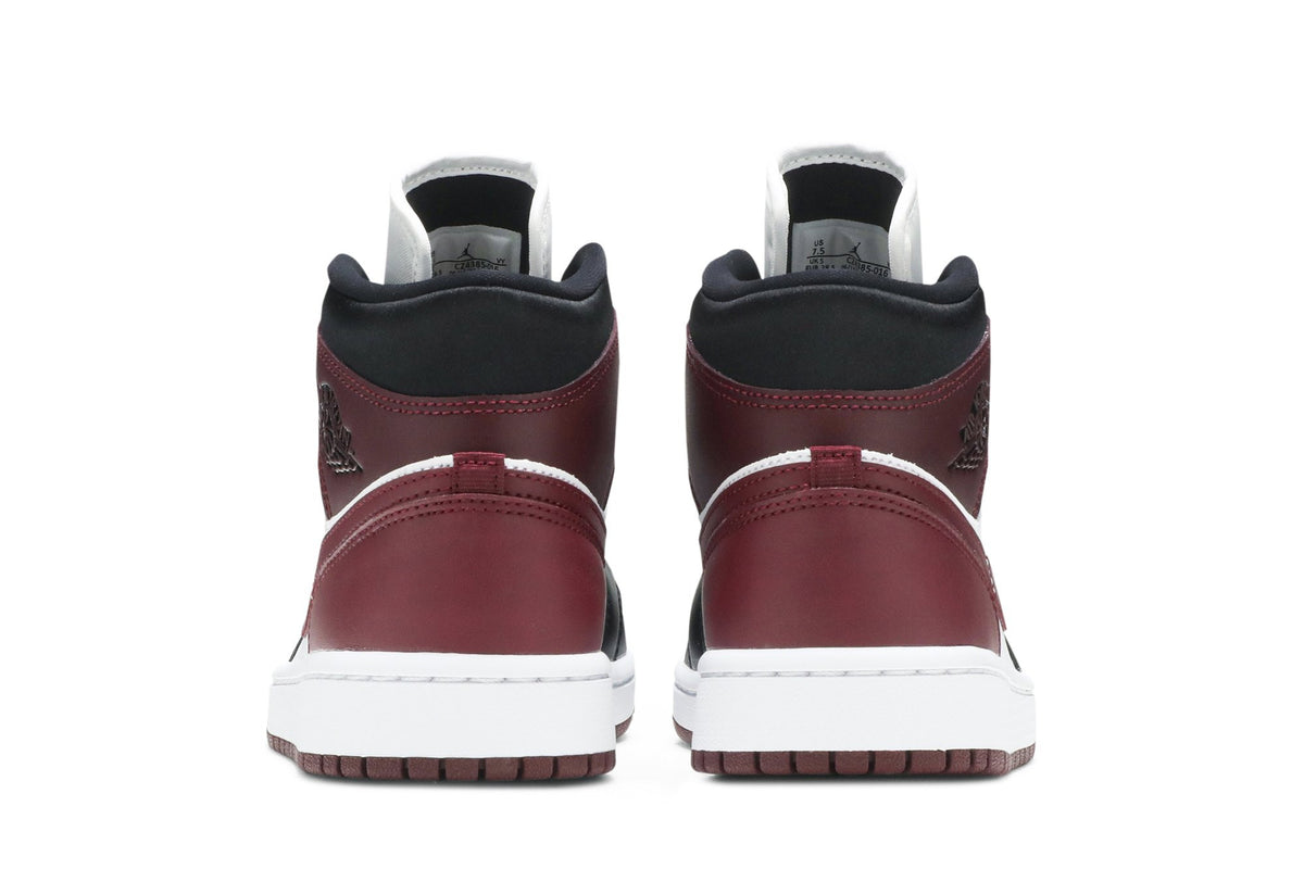 Retro 1 Mid SE Sneakers — Gold Pendants — CZ4385-016