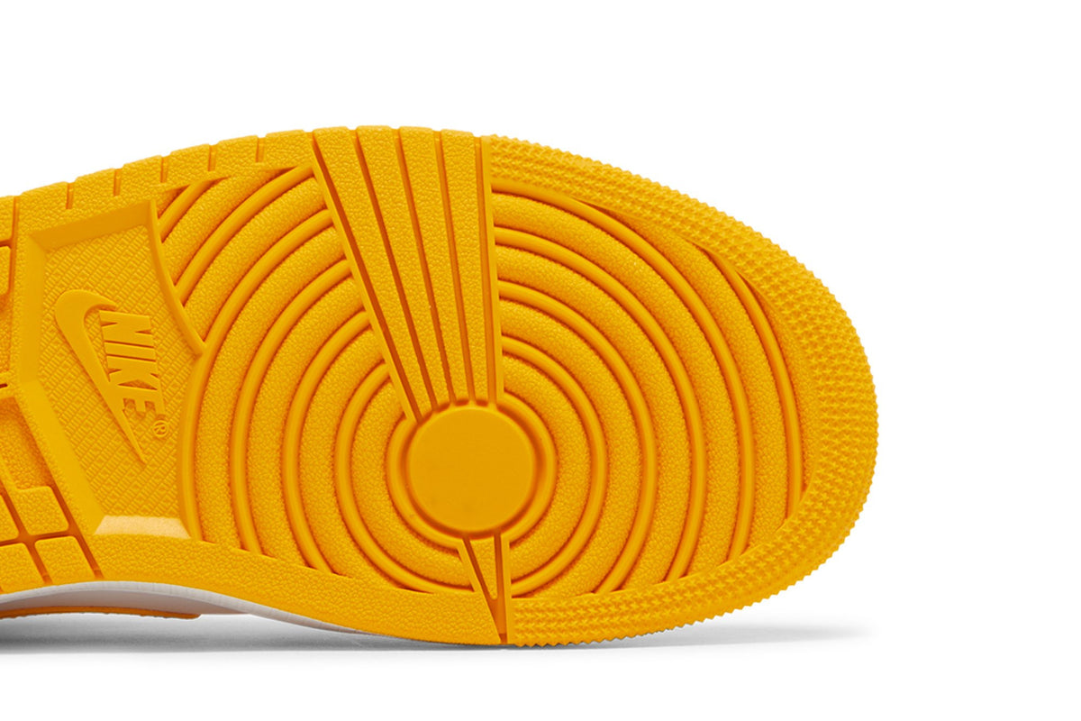 Retro 1 Mid Sneakers — University Gold — BQ6472-117
