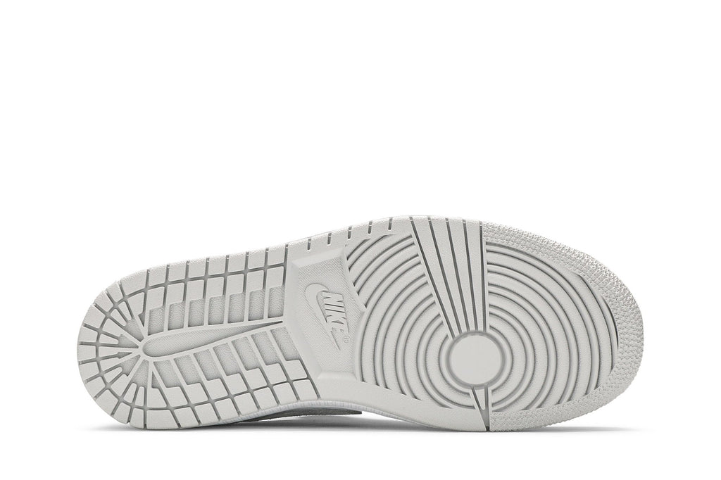 Retro 1 Low OG Sneakers — Neutral Grey — CZ0775-100