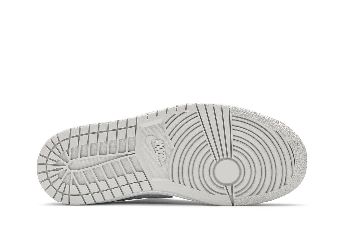 Retro 1 Low OG Sneakers — Neutral Grey — CZ0775-100