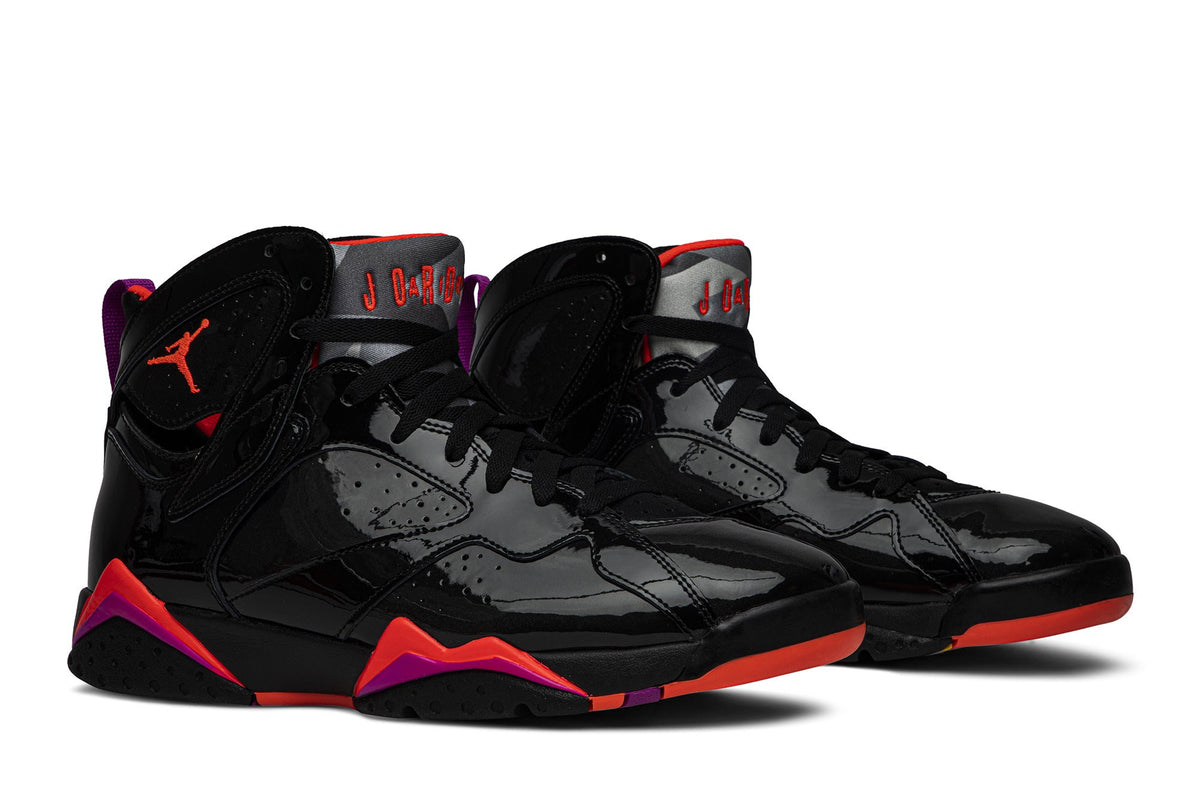 Retro 7 Sneakers — Black Gloss — 313358-006