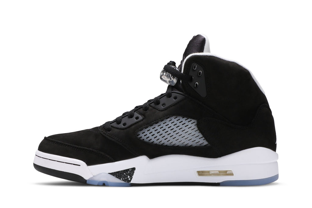Retro 5 Sneakers — Oreo — CT4838-011