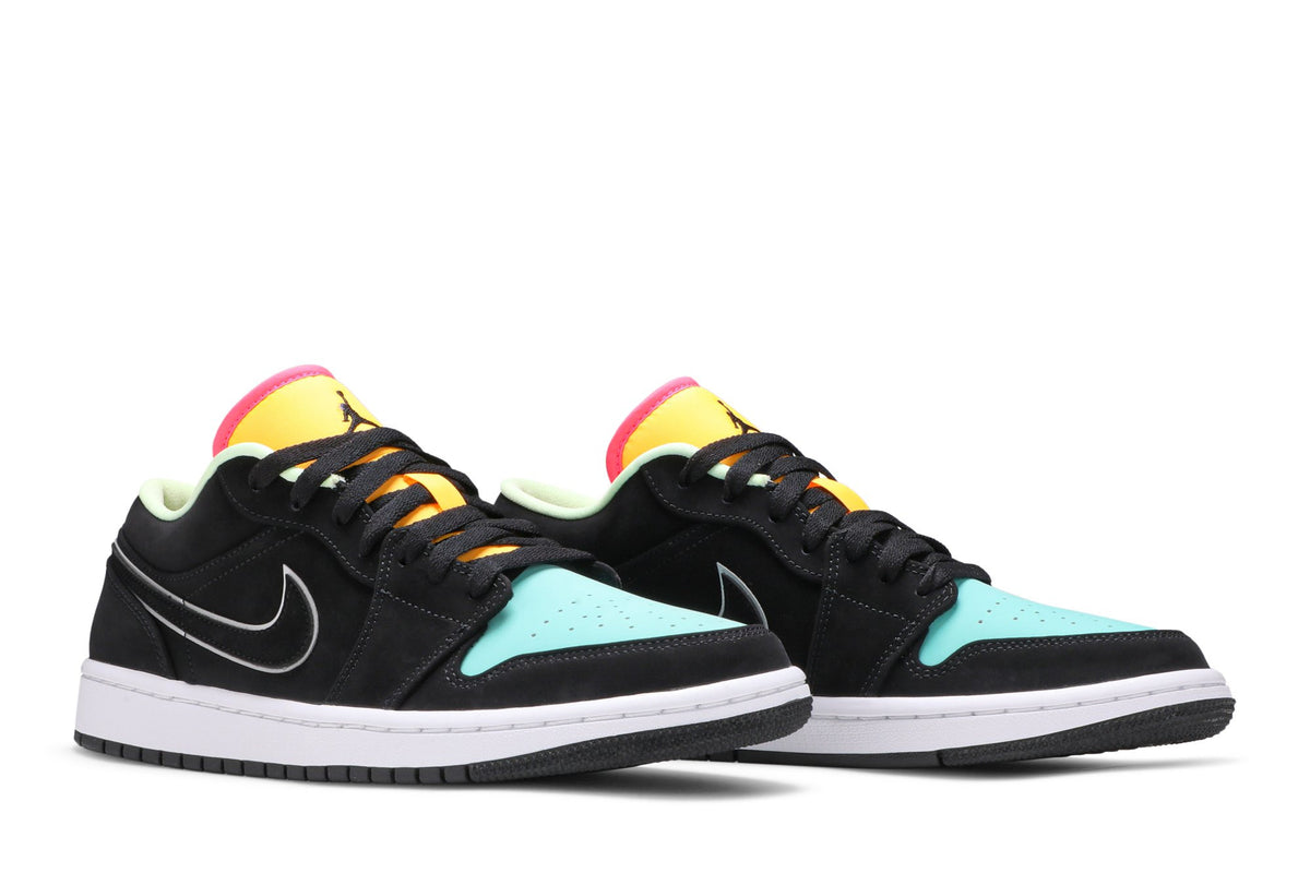 Retro 1 Low SE Sneakers — Aurora Green — CK3022-013