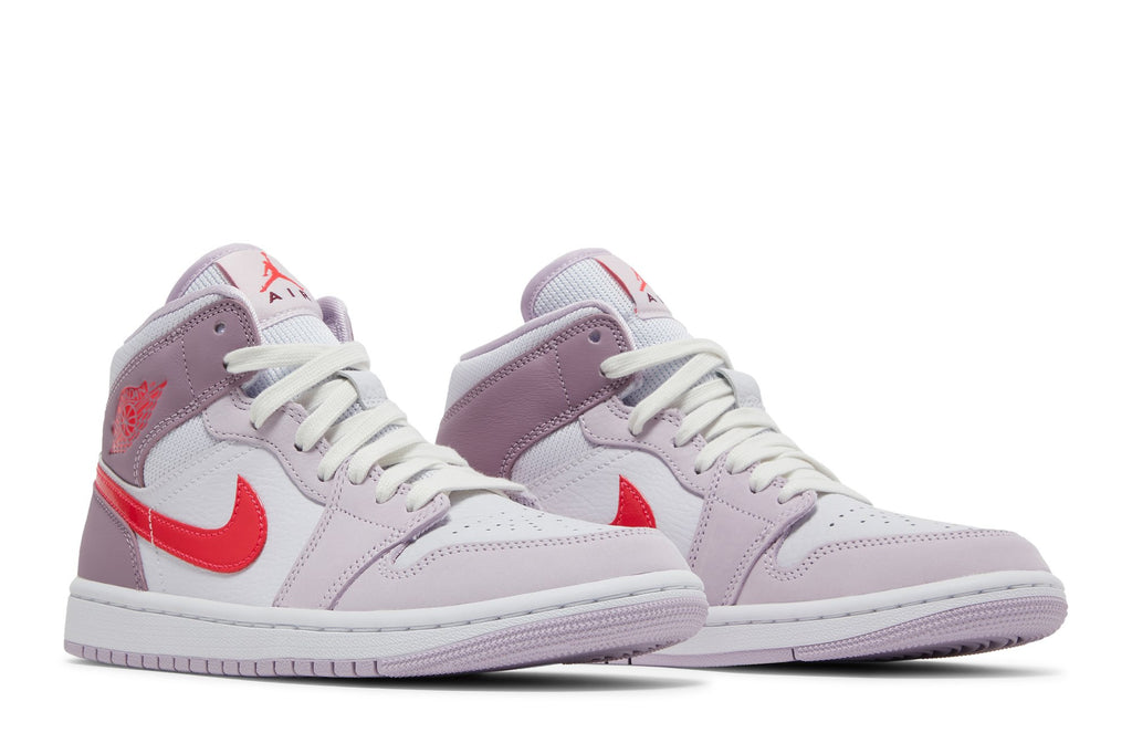 Retro 1 Mid Sneakers — Valentine — DR0174-500