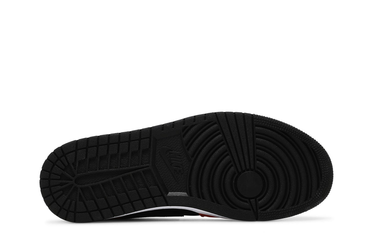 Retro 1 Low SE Sneakers — Black Turf Orange — CK3022-008