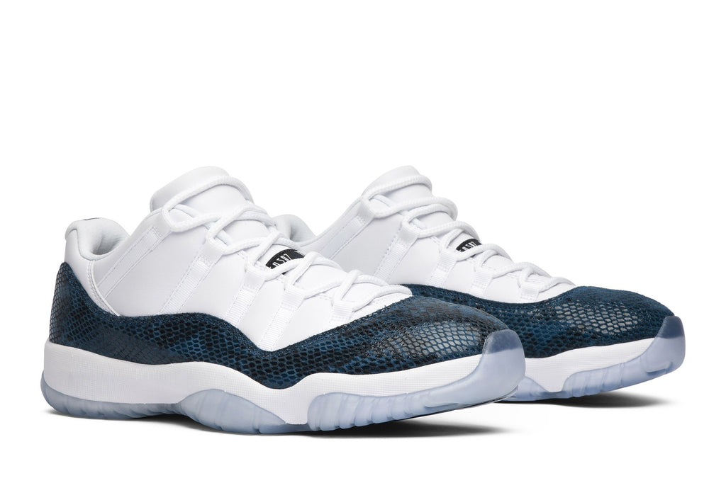 Retro 11 Low Sneakers — Navy Snakeskin — CD6846-102