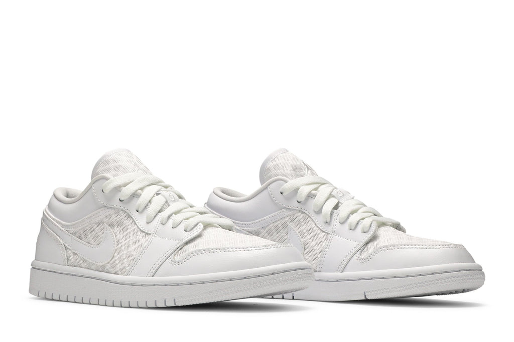 Retro 1 Low Breathe Sneakers — Triple White — DC9508-100