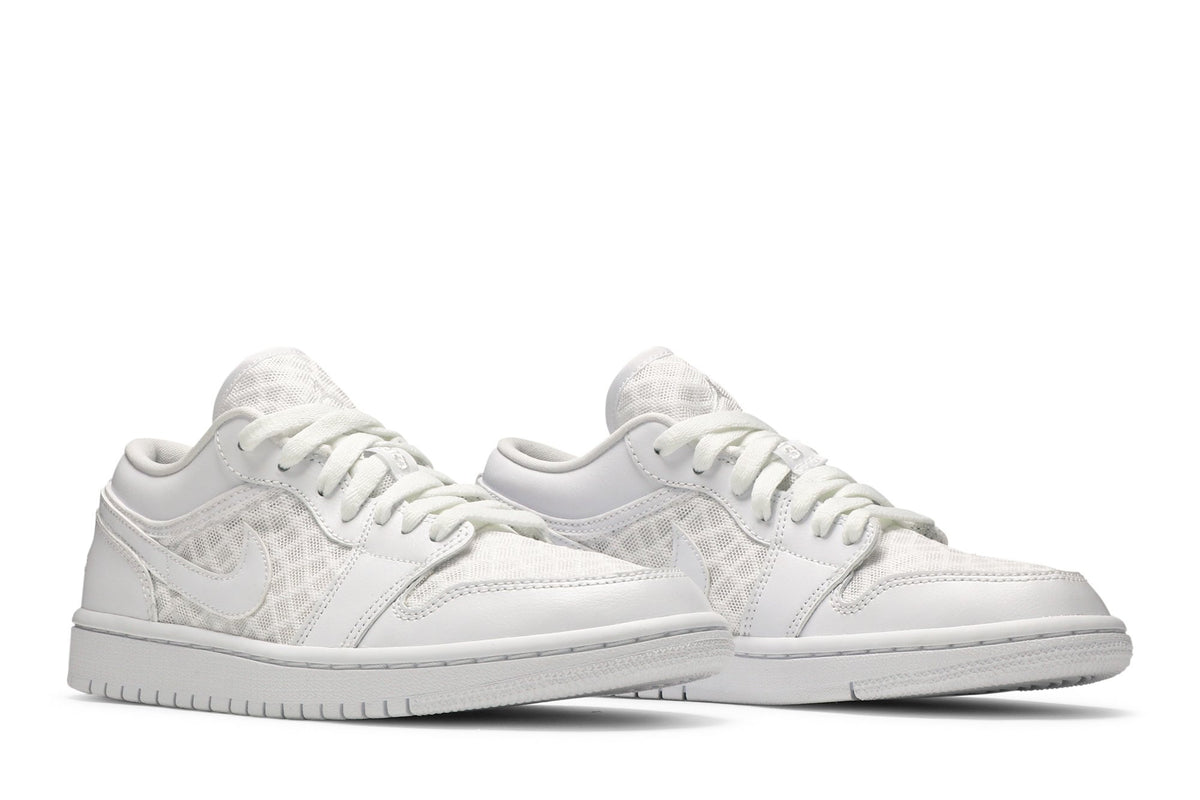 Retro 1 Low Breathe Sneakers — Triple White — DC9508-100