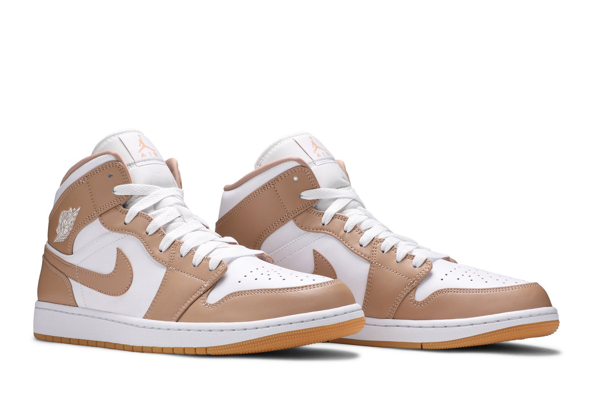 Retro 1 Mid Sneakers — Tan Gum — 554724-271