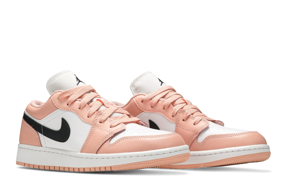 Retro 1 Low GS Sneakers — Light Arctic Pink — 553560-800