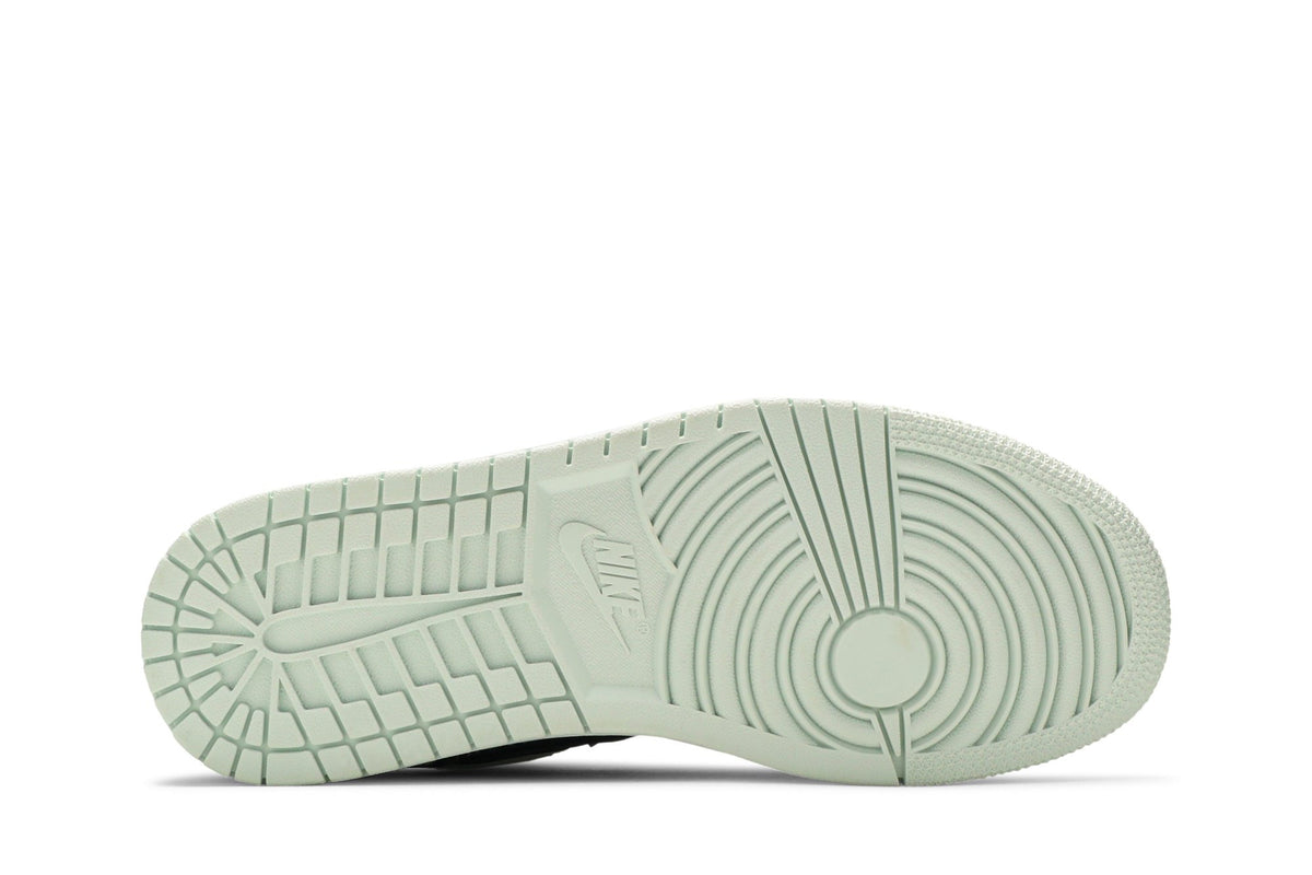 Retro 1 Low SE Sneakers — Barely Green — CZ0776-300