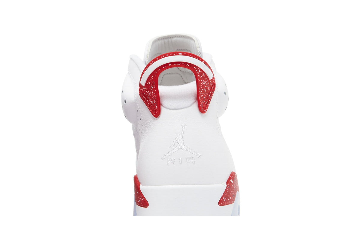 Retro 6 Sneakers — Red Oreo — CT8529-162