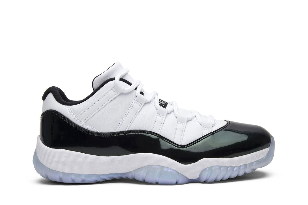 Retro 11 Low Sneakers — Emerald — 528895-145