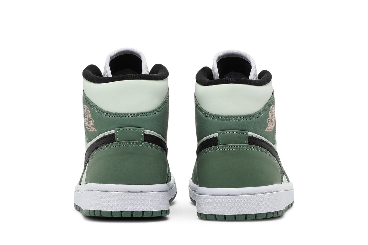 Retro 1 Mid SE Sneakers — Dutch Green — CZ0774-300