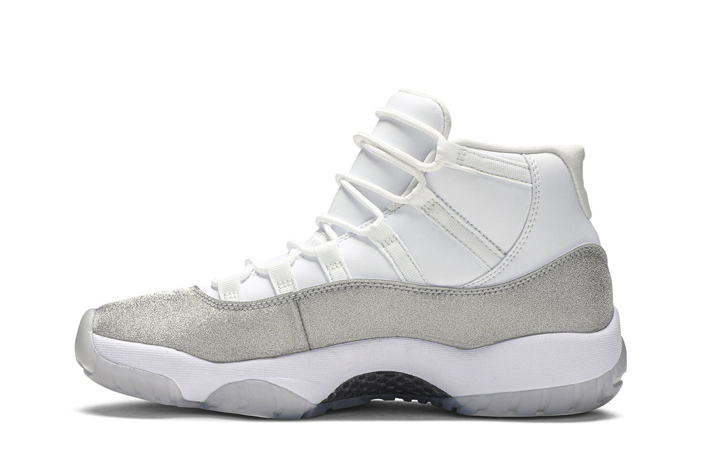 Retro 11 Sneakers — Vast Grey — AR0715-100