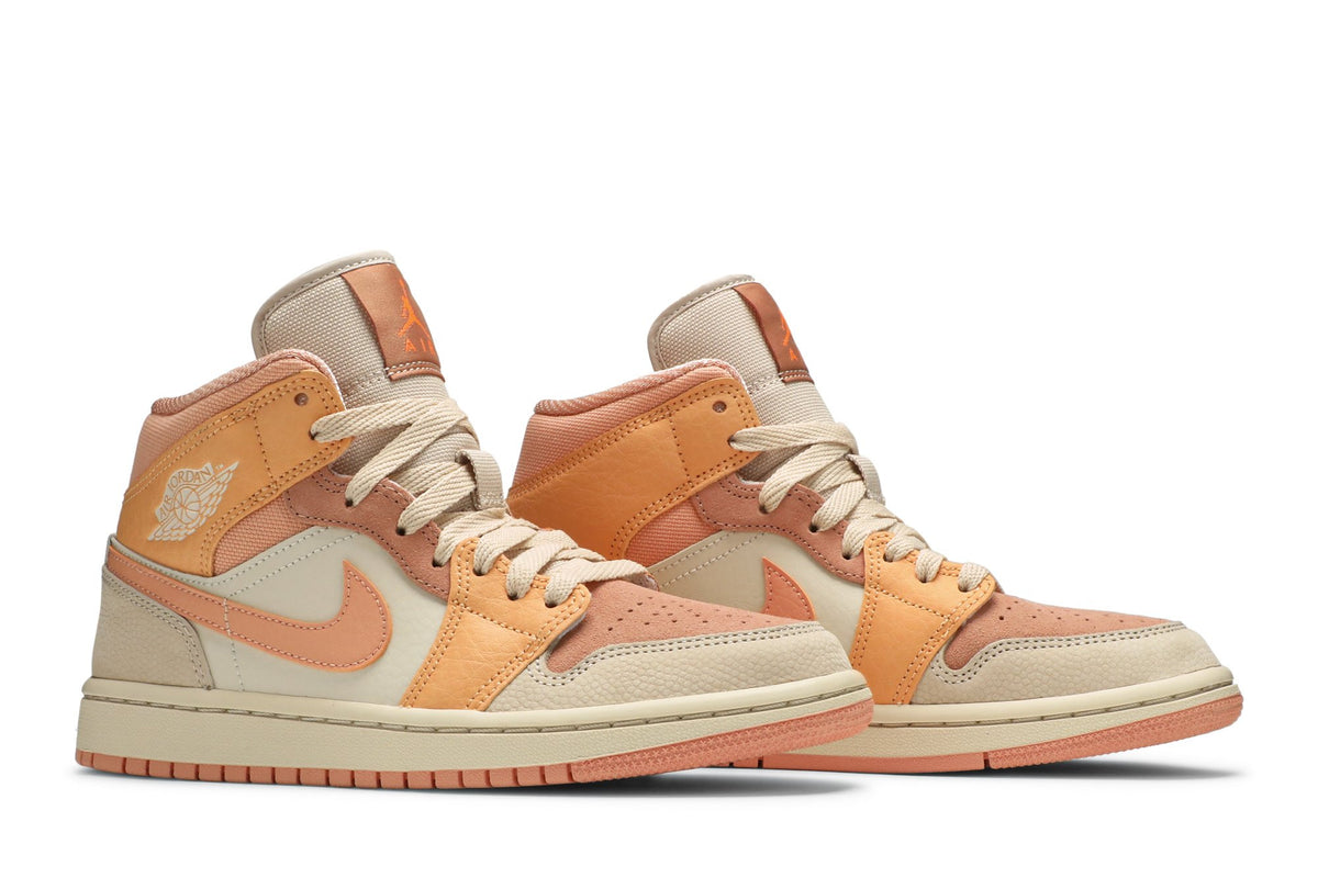 Retro 1 Mid Sneakers — Apricot — DH4270-800