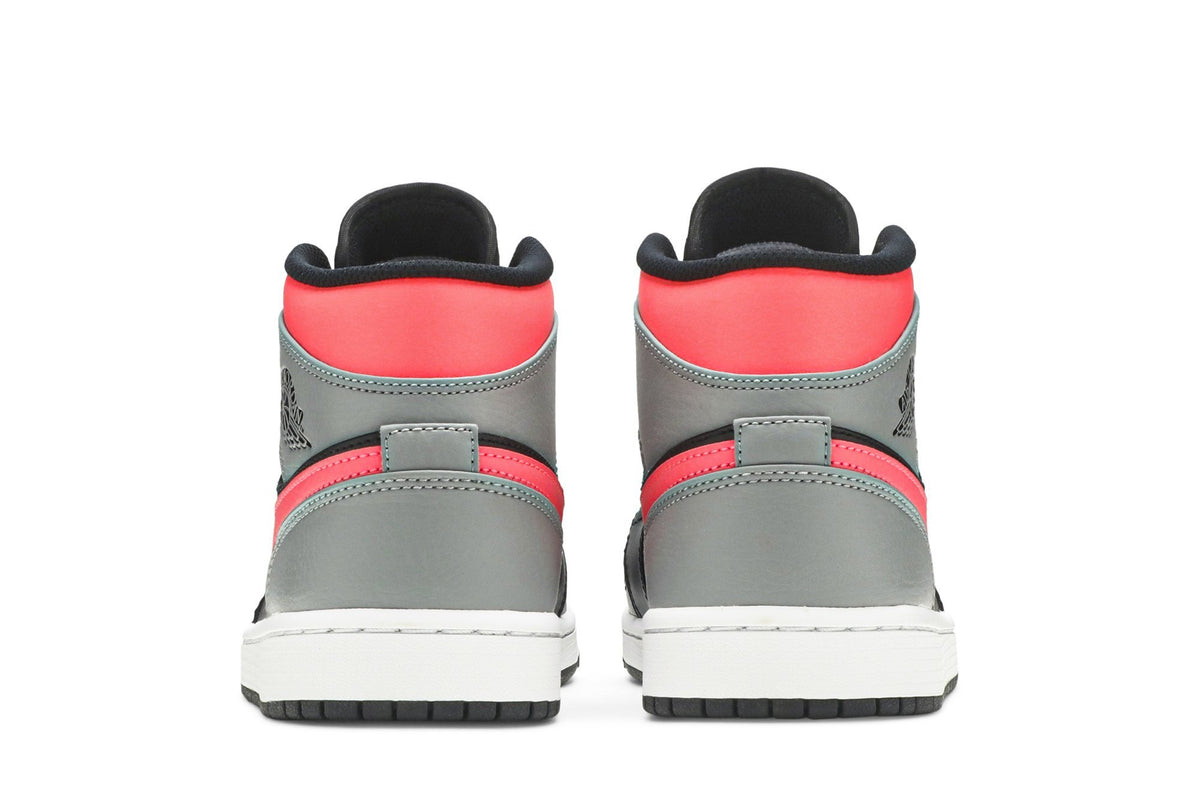 Retro 1 Mid Sneakers — Pink Shadow — 554724-059