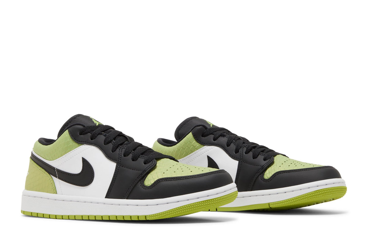 Retro 1 Low SE Sneakers — Vivid Green Snakeskin — DX4446-301