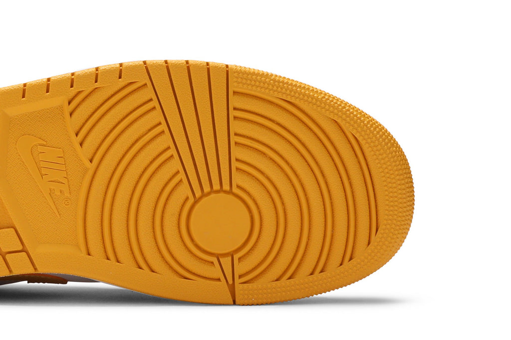 Retro 1 Low Sneakers — Pollen — 553558-171