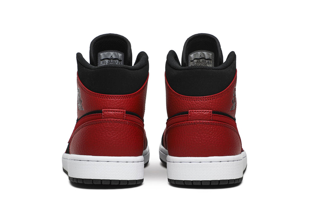 Retro 1 Mid Sneakers — Bred — 554724-054