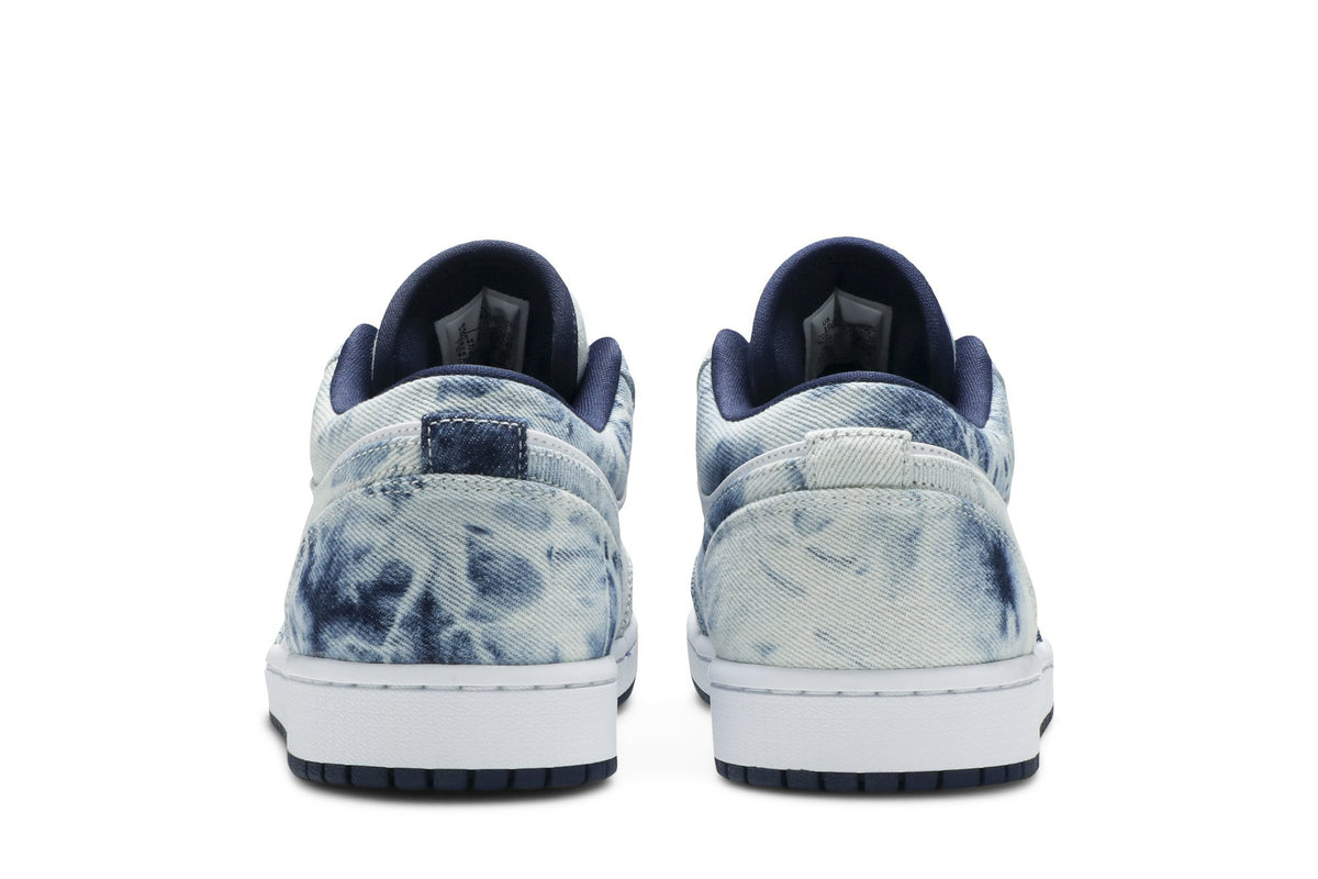 Retro 1 Low SE Sneakers — Washed Denim — CZ8455-100