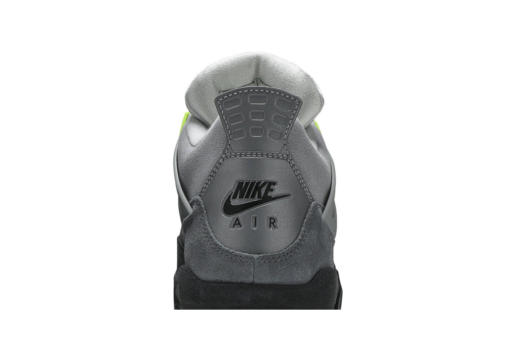 Retro 4 SE Sneakers — Neon 95 — CT5342-007