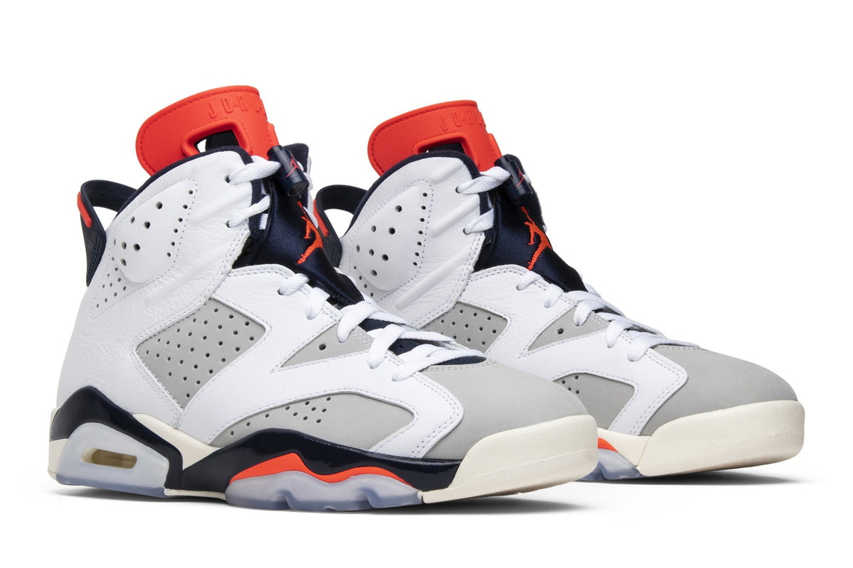 Retro 6 Sneakers — Tinker — 384664-104