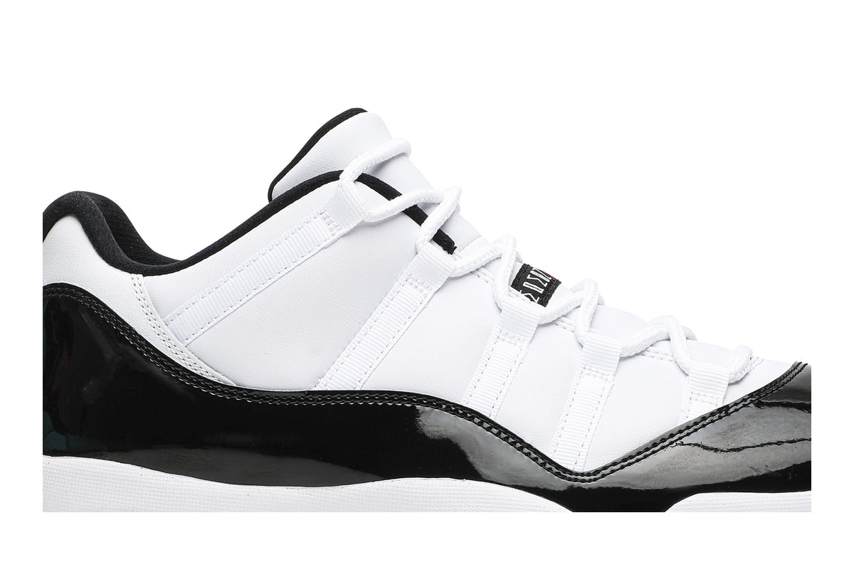 Retro 11 Low Sneakers — Concord-Bred — AV2187-160