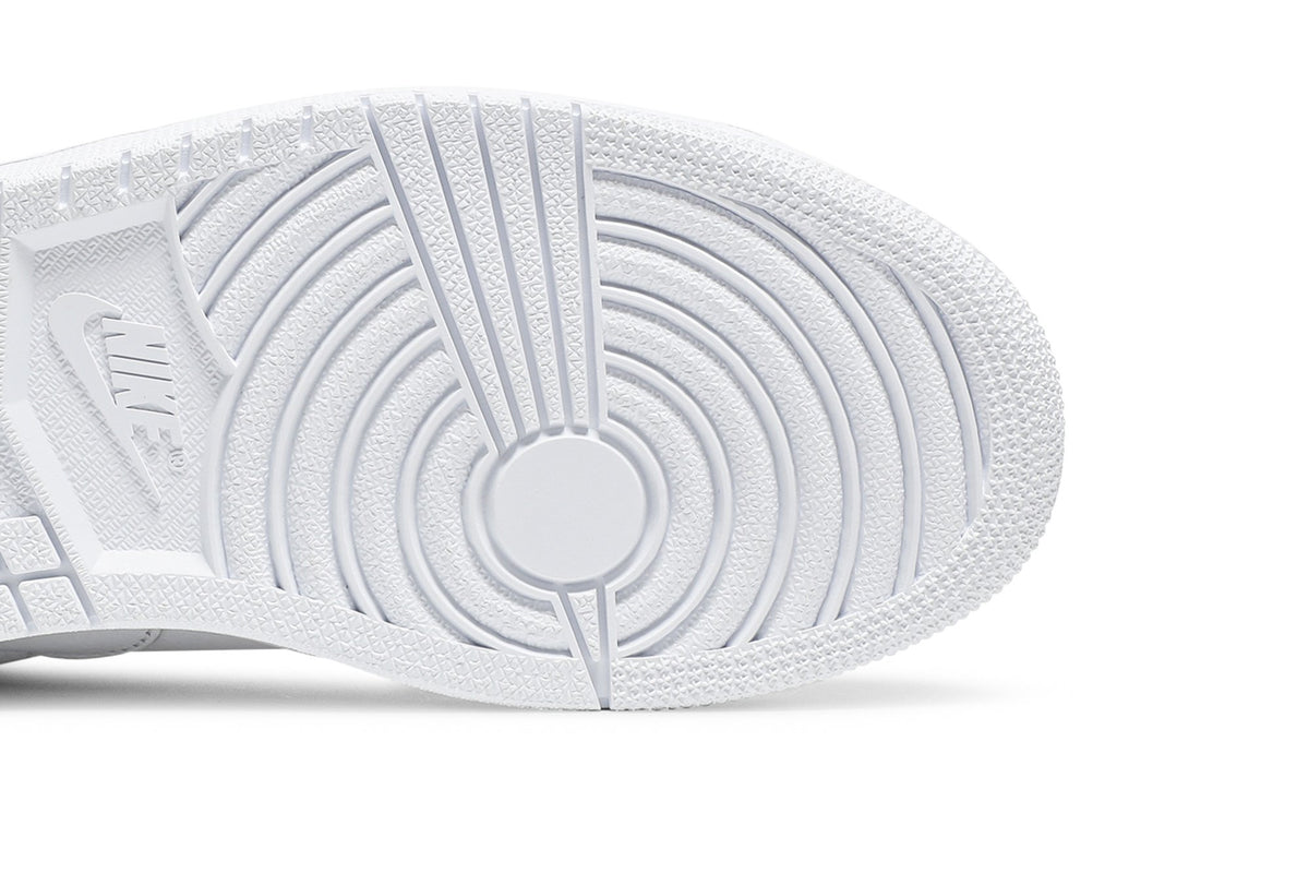 Retro 1 Centre Court Sneakers — White on White — DJ2756-100