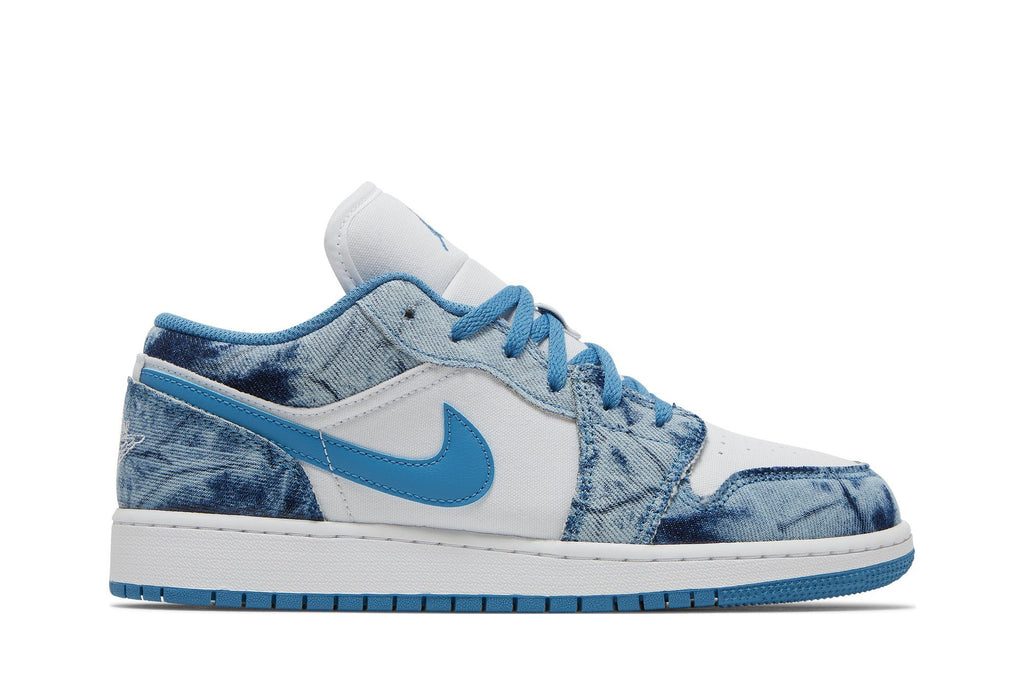 Retro 1 Low GS Sneakers — Washed Denim — DM8947-100