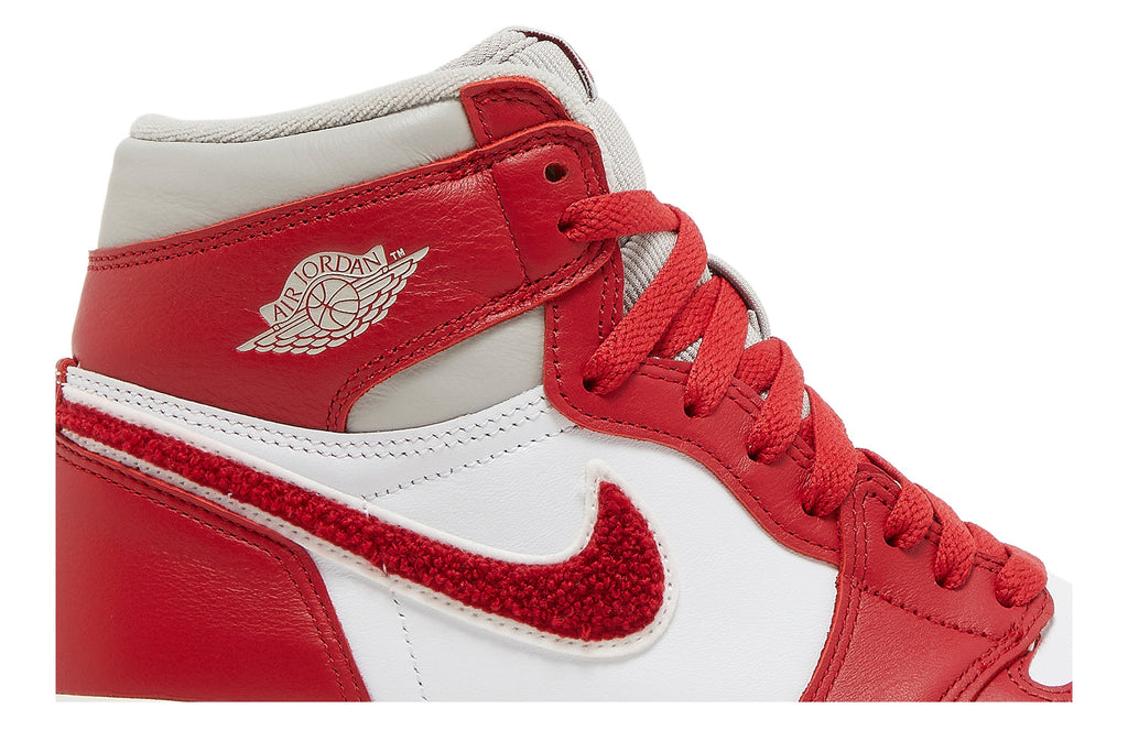 Retro 1 High OG Sneakers — Newstalgia Chenille — DJ4891-061