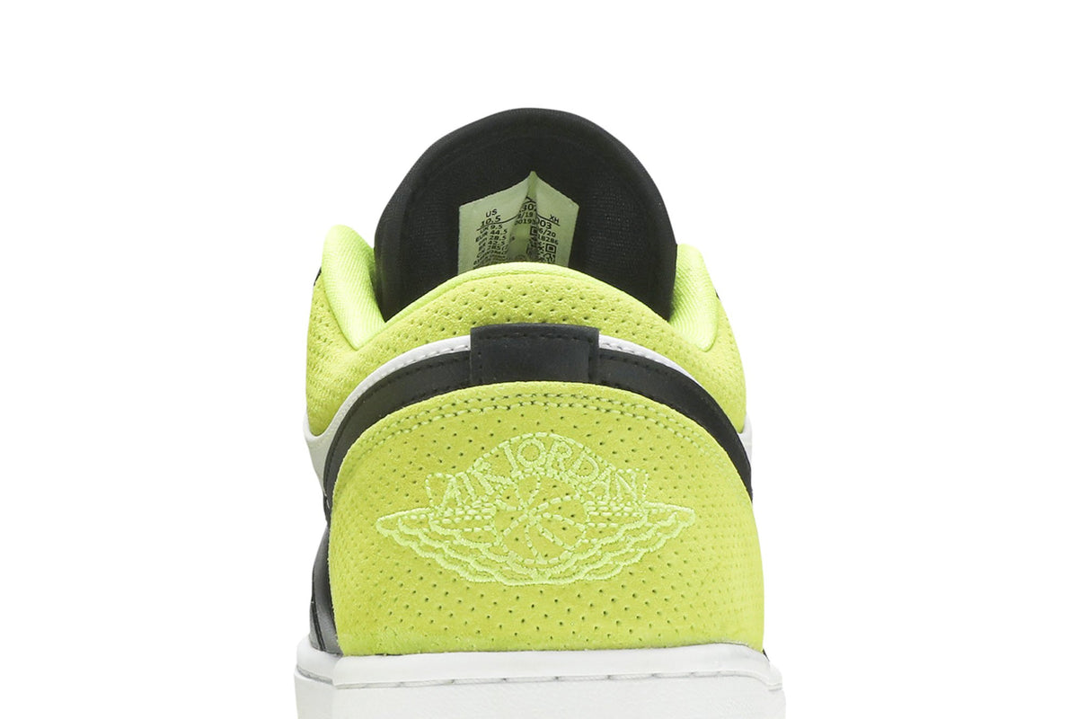 Retro 1 Low Sneakers — Cyber — CK3022-003