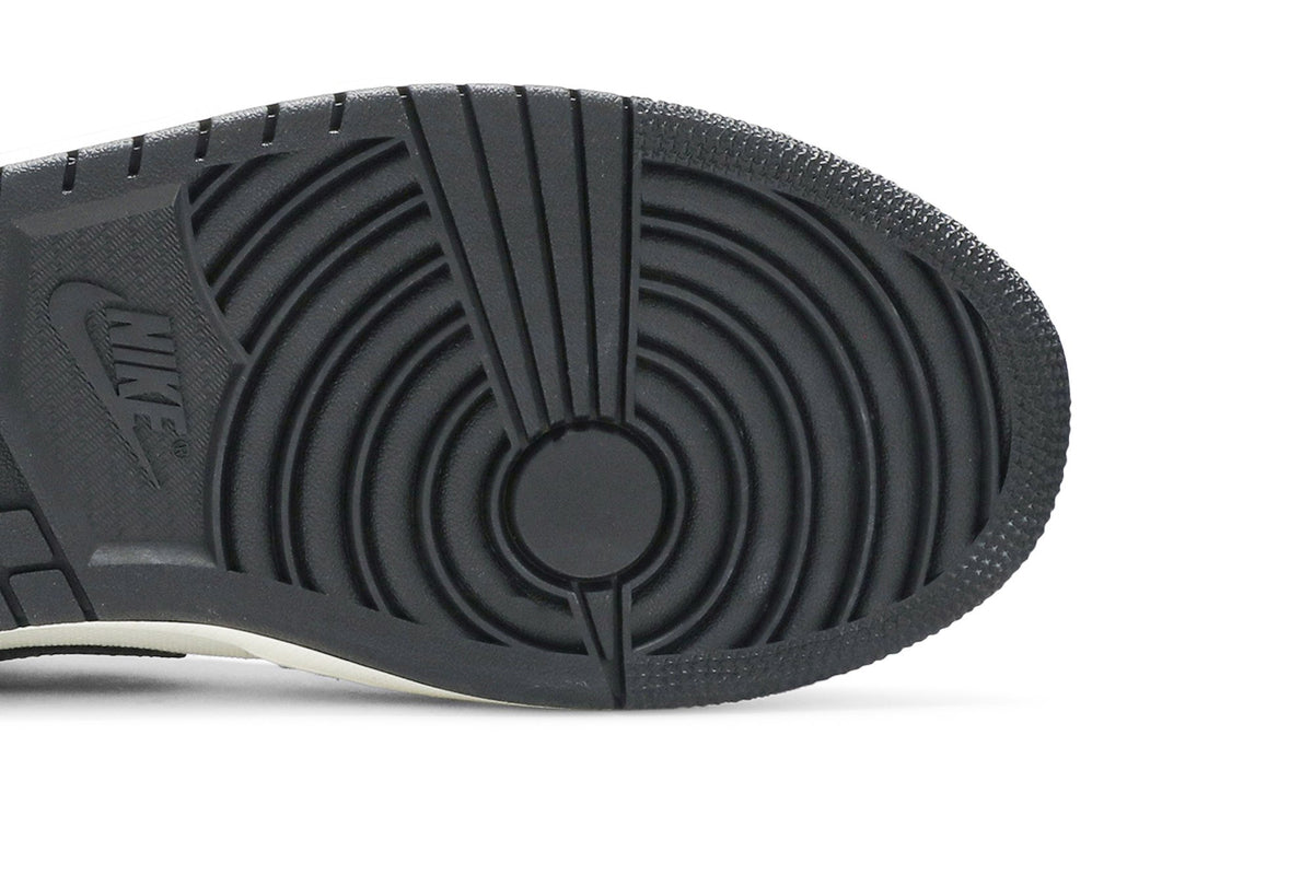 Retro 1 Low Sneakers — Astrograbber — DC3533-100