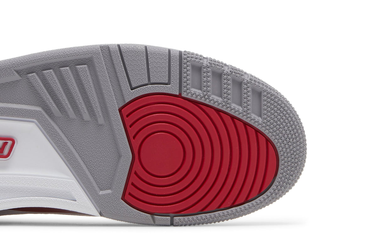 Retro 3 Sneakers — Cardinal Red — CT8532-126