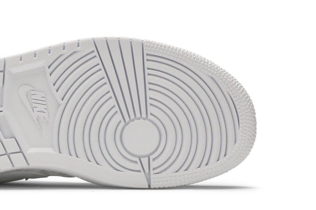 Retro 1 Low Breathe Sneakers — Triple White — DC9508-100