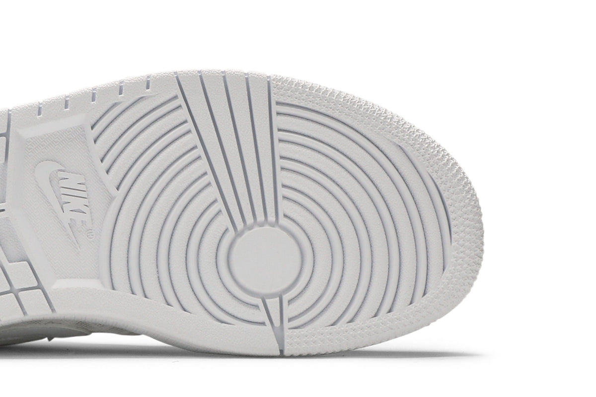 Retro 1 Low Breathe Sneakers — Triple White — DC9508-100
