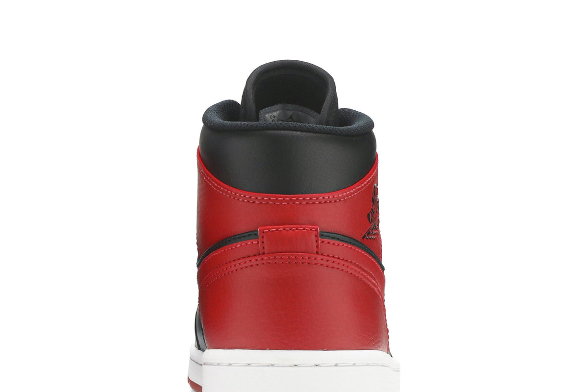 Retro 1 Mid Sneakers — Banned — 554724-074