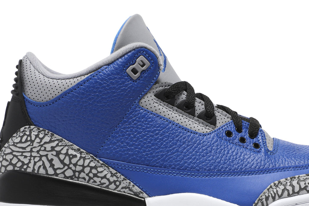 Retro 3 Sneakers — Varsity Royal — CT8532-400