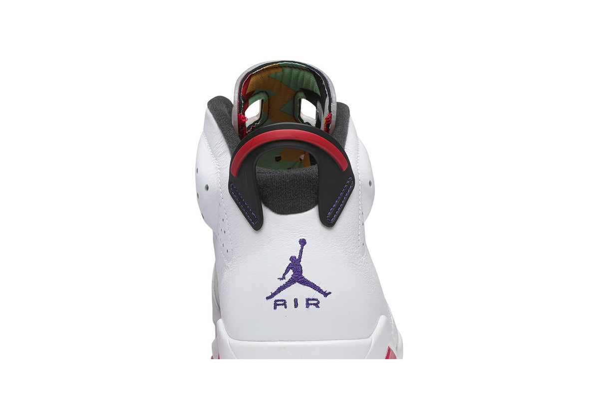 Retro 6 Sneakers — Hare — CT8529-062