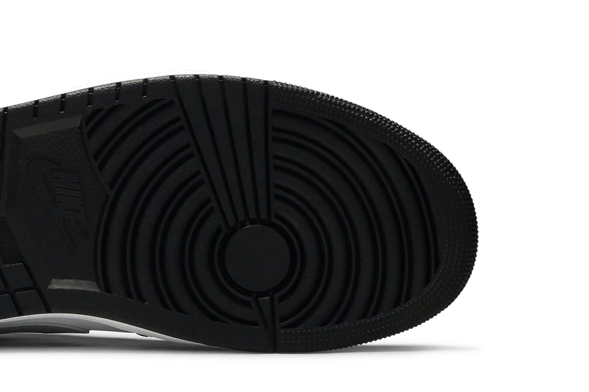 Retro 1 Low Sneakers — Black Medium Grey — 553558-040