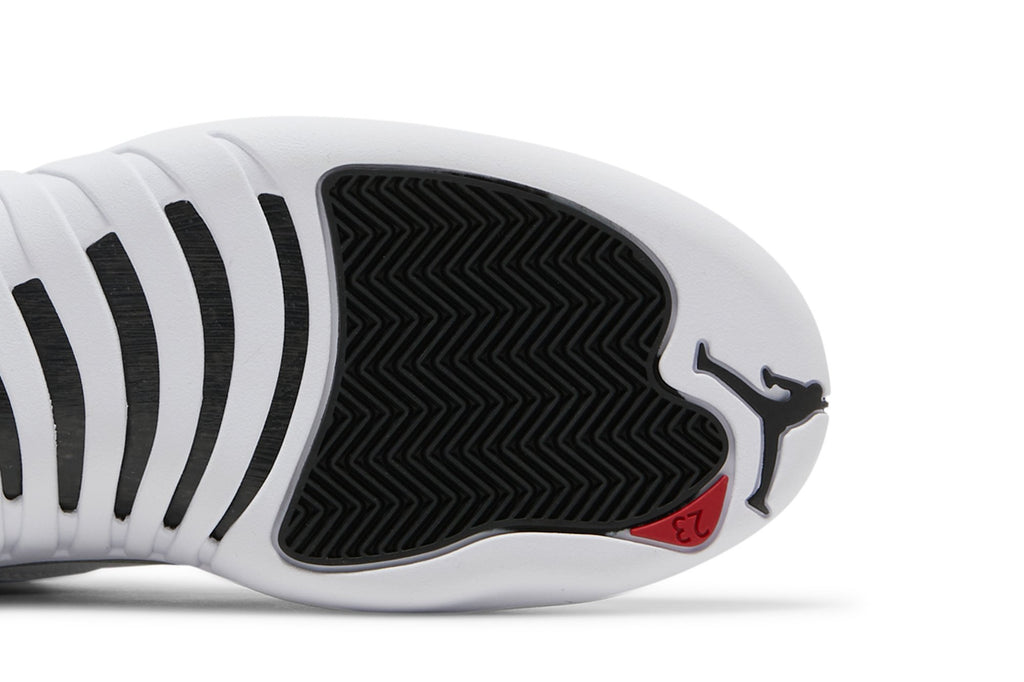 Retro 12 Sneakers — Playoff — CT8013-006