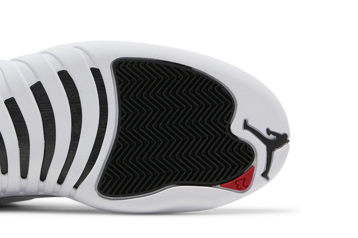 Retro 12 Sneakers — Playoff — CT8013-006