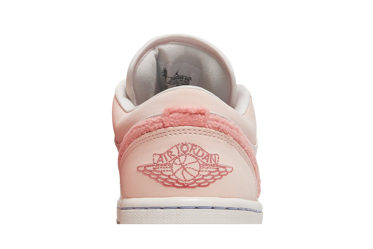 Retro 1 Low SE Sneakers — Mighty Swooshers — DM5443-666