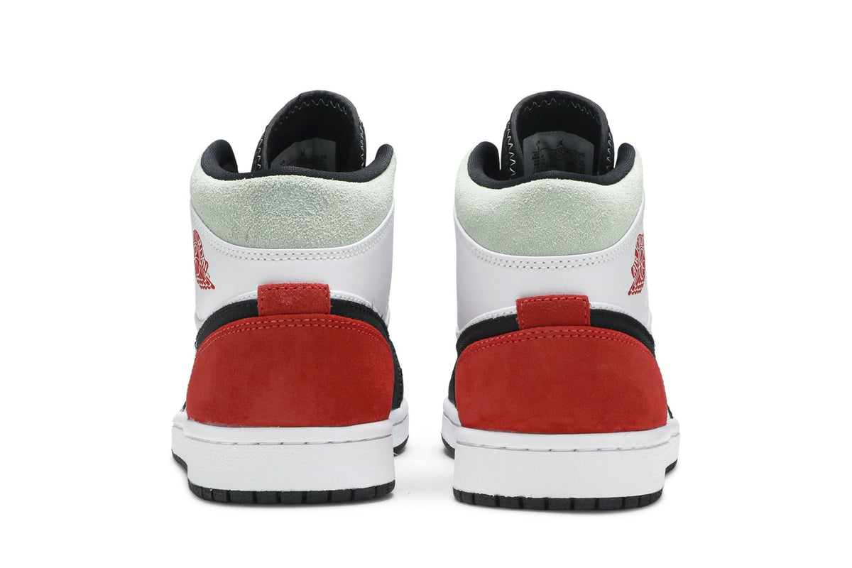 Retro 1 Mid SE Sneakers — Red Black Toe — 852542-100