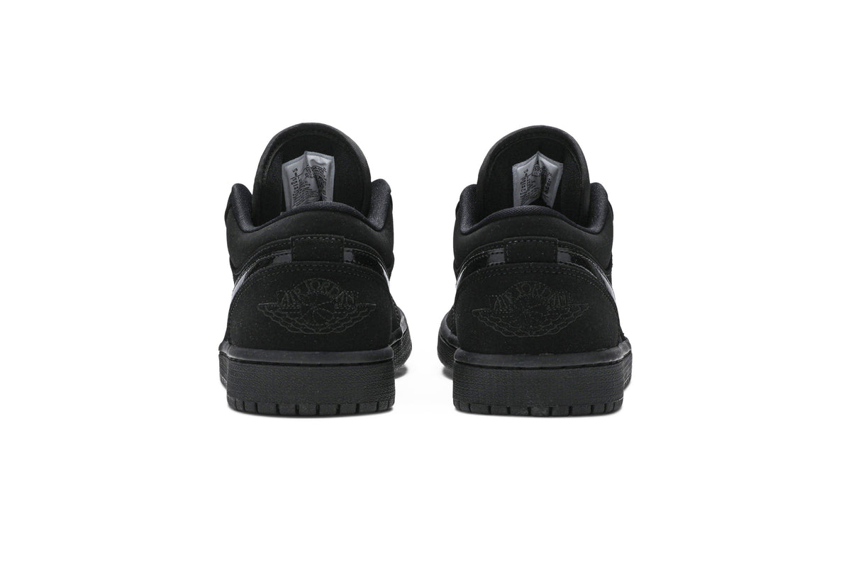 Retro 1 Low Sneakers — Triple Black — 553558-056