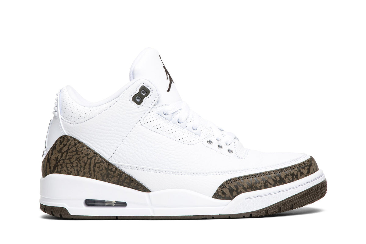 Retro 3 Sneakers — Mocha — 136064-122