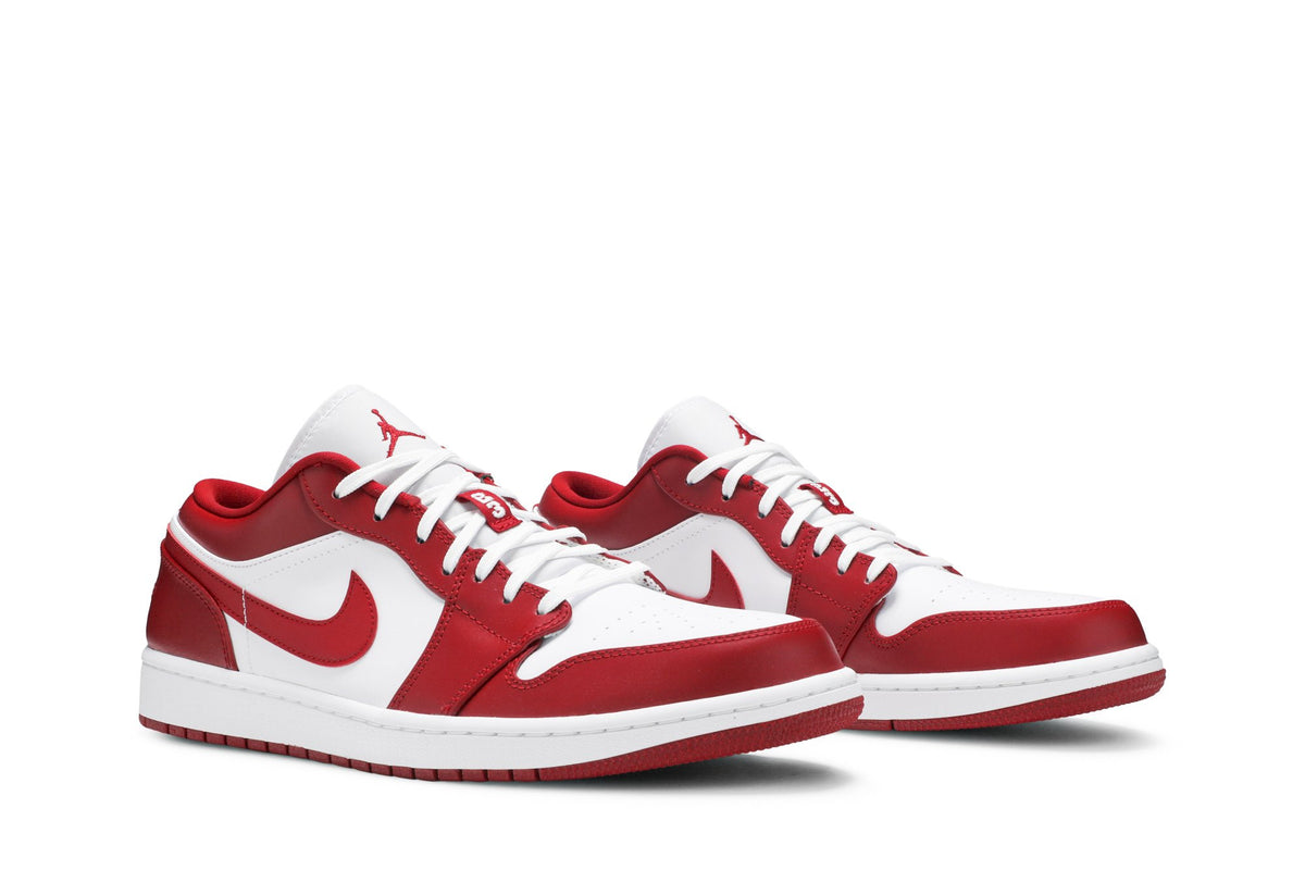 Retro 1 Low Sneakers — Gym Red — 553558-611