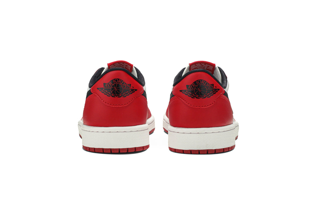 Retro 1 Low OG Sneakers — Chicago — 705329-600