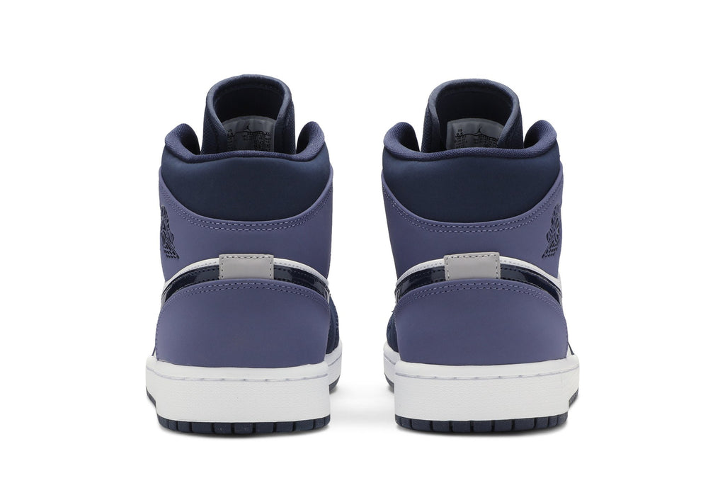 Retro 1 Mid Sneakers — Sanded Purple — 554724-445